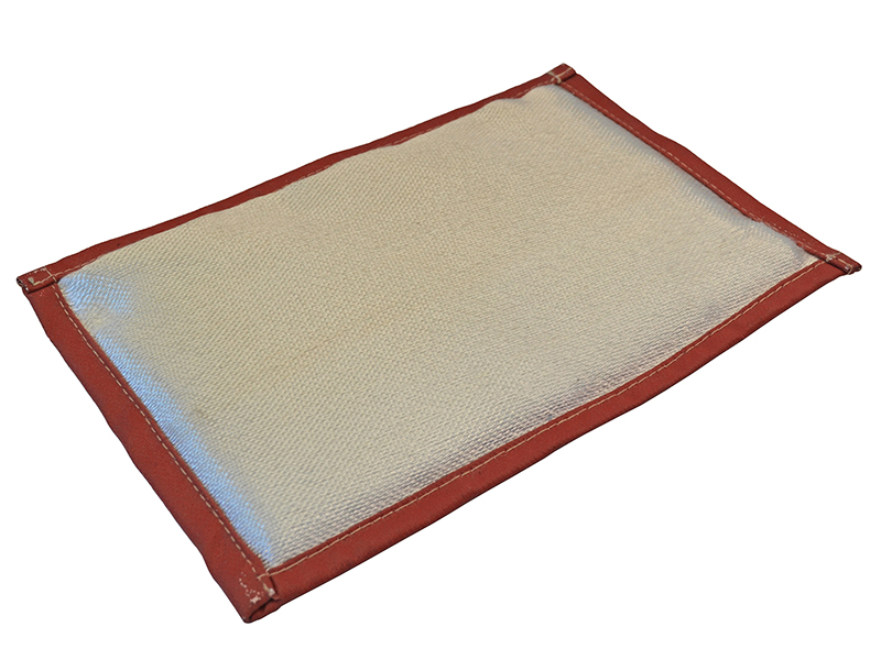 FAIGZSOLPAD - Plumber's Soldering Pad 195 x 300mm