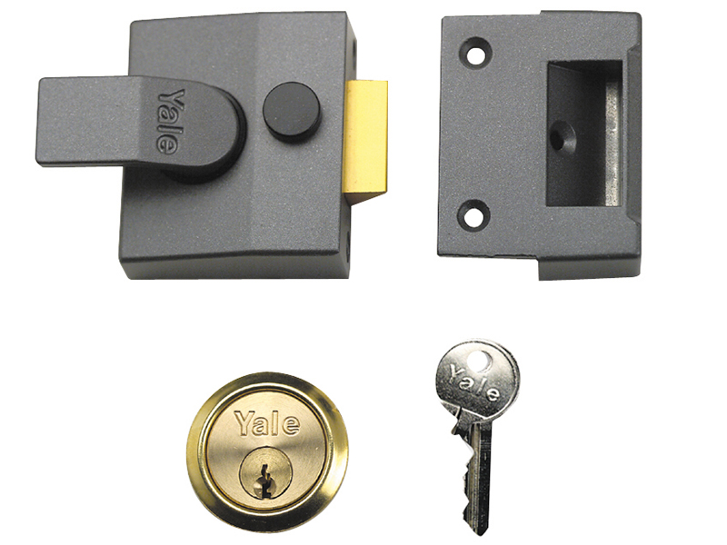 YALP85BLXPB - P85 Deadlocking Nightlatch 40mm Backset Brasslux Finish Visi